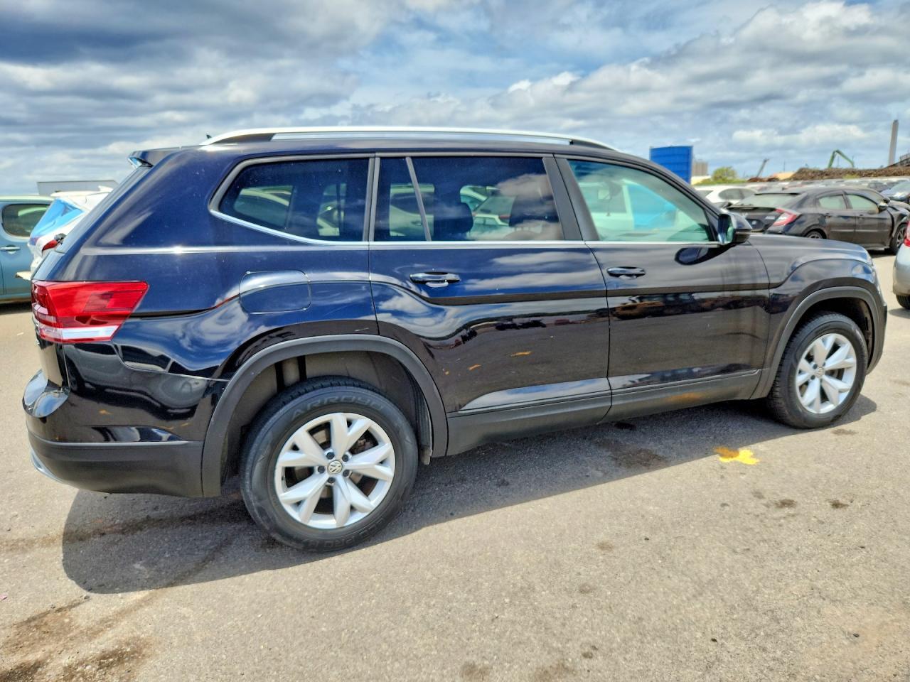 2018 Volkswagen Atlas Se - Фото 3