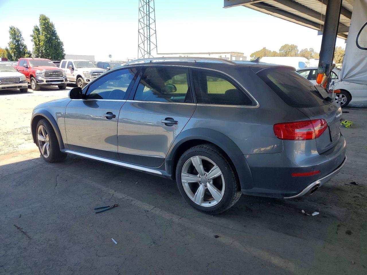 2013 Audi A4 Allroad Premium Plus - Фото 2