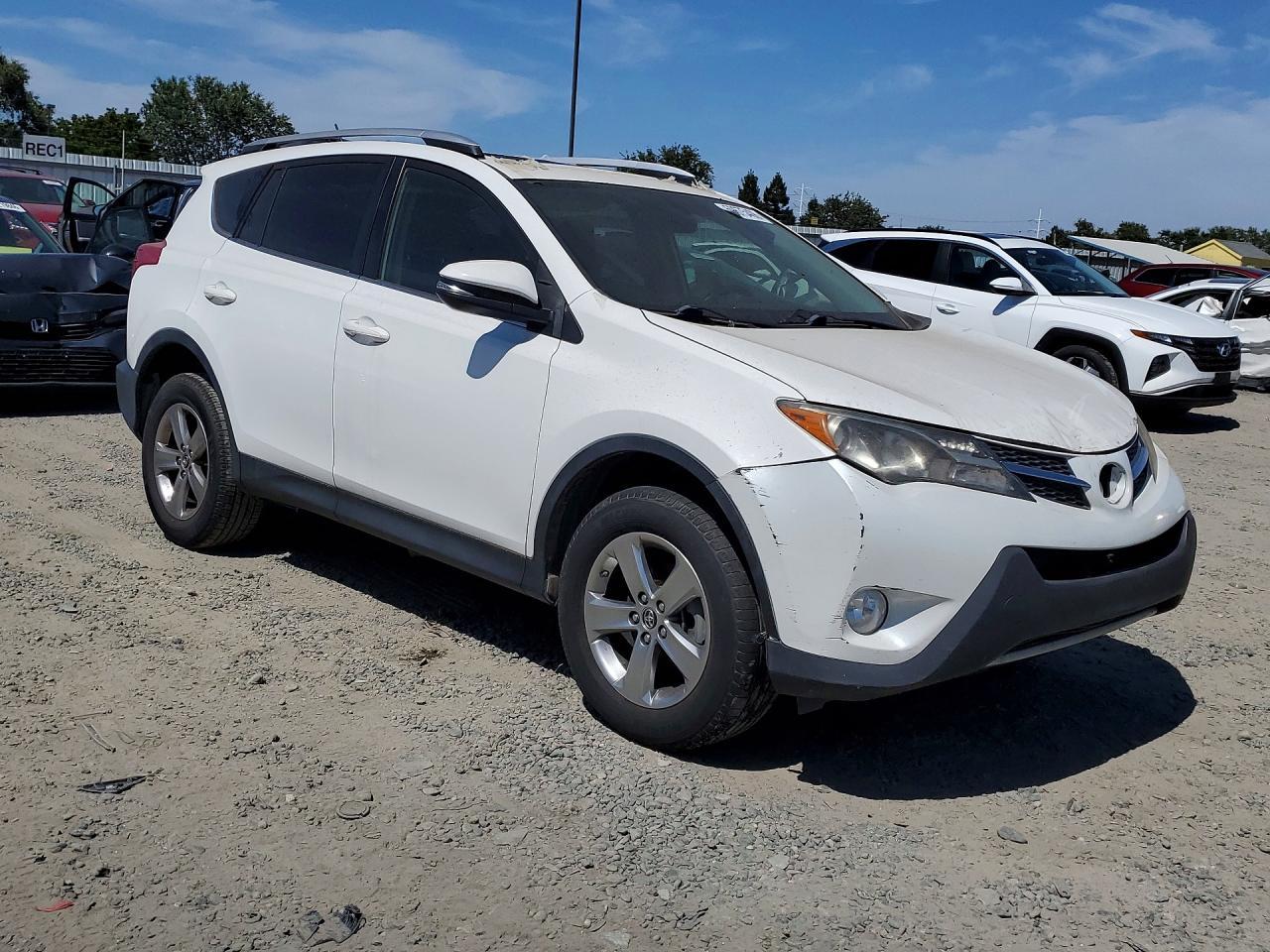 2015 Toyota Rav4 Xle - Image 4
