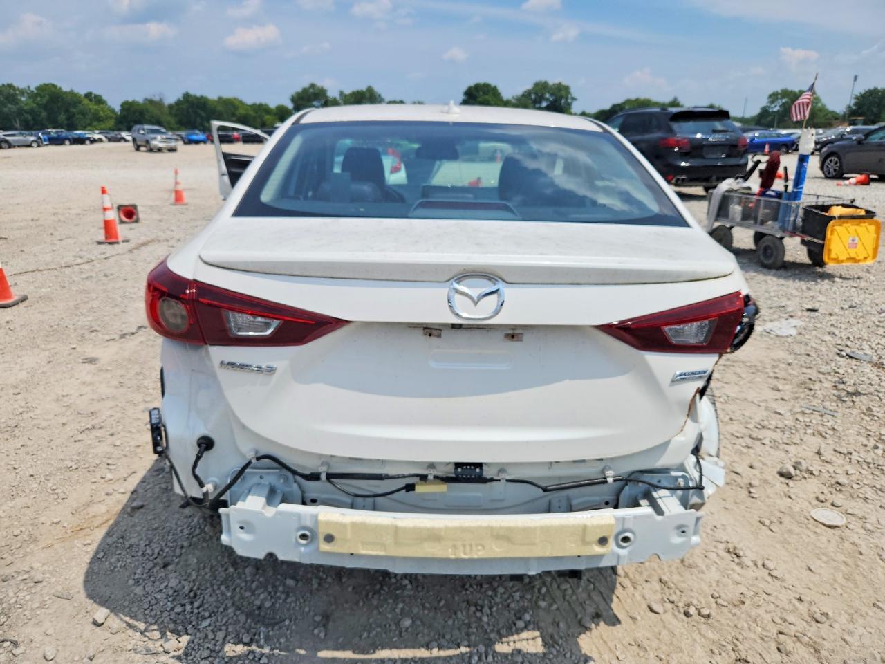 2016 Mazda 3 Touring - Image 6