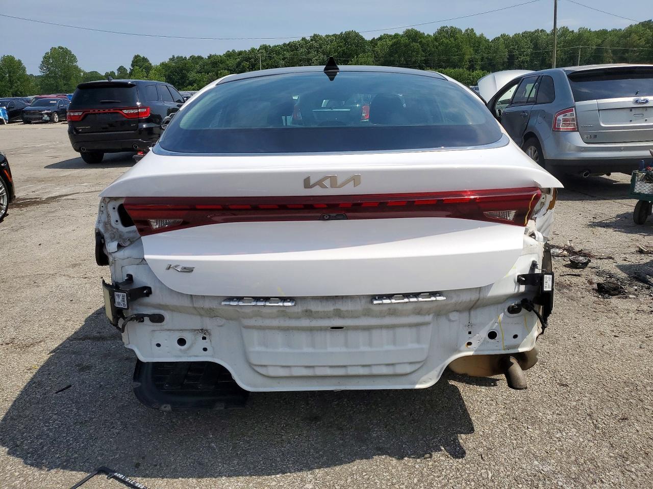 2022 Kia K5 Ex - Image 6