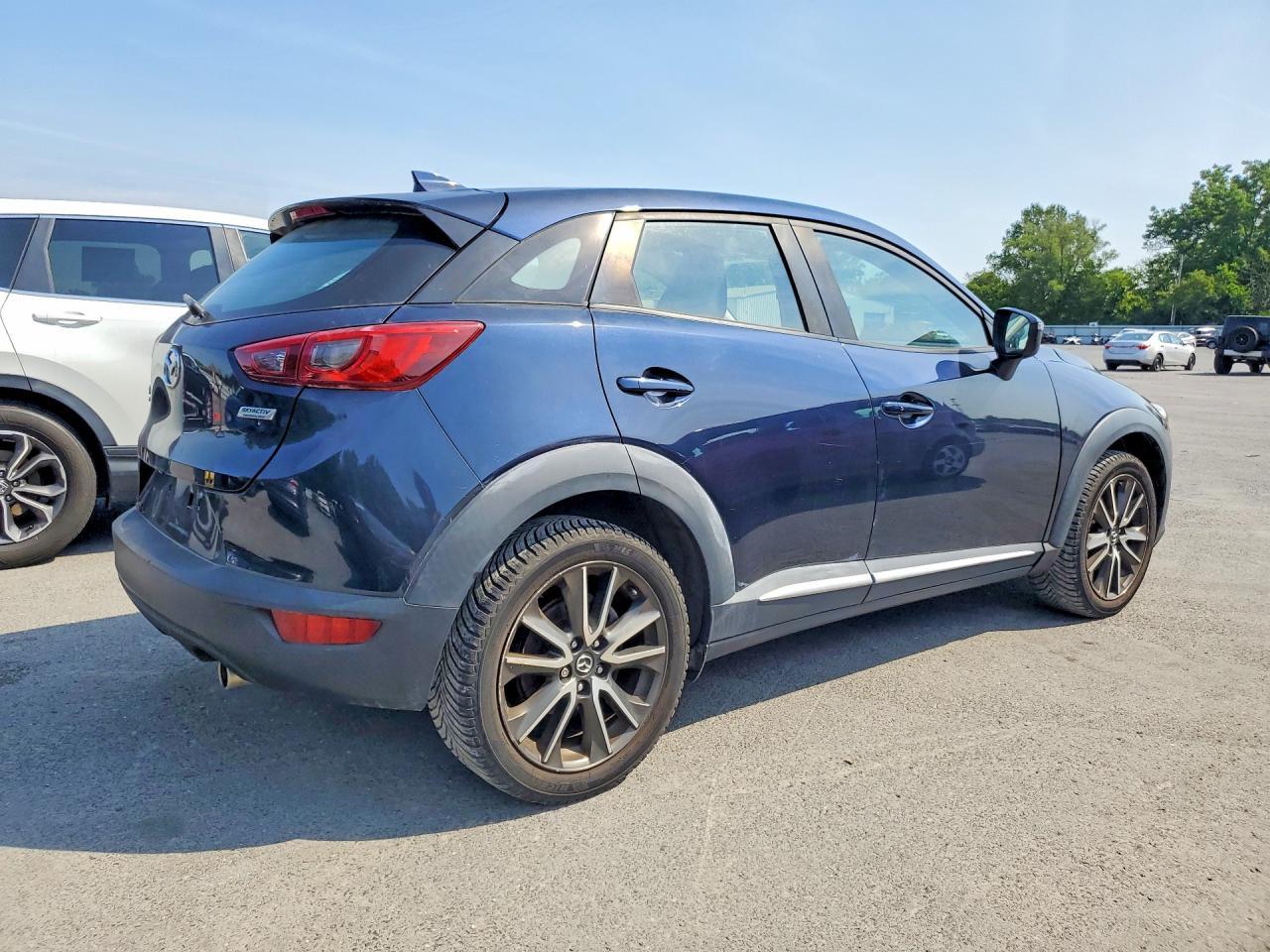 2017 Mazda Cx-3 Grand Touring - Image 3