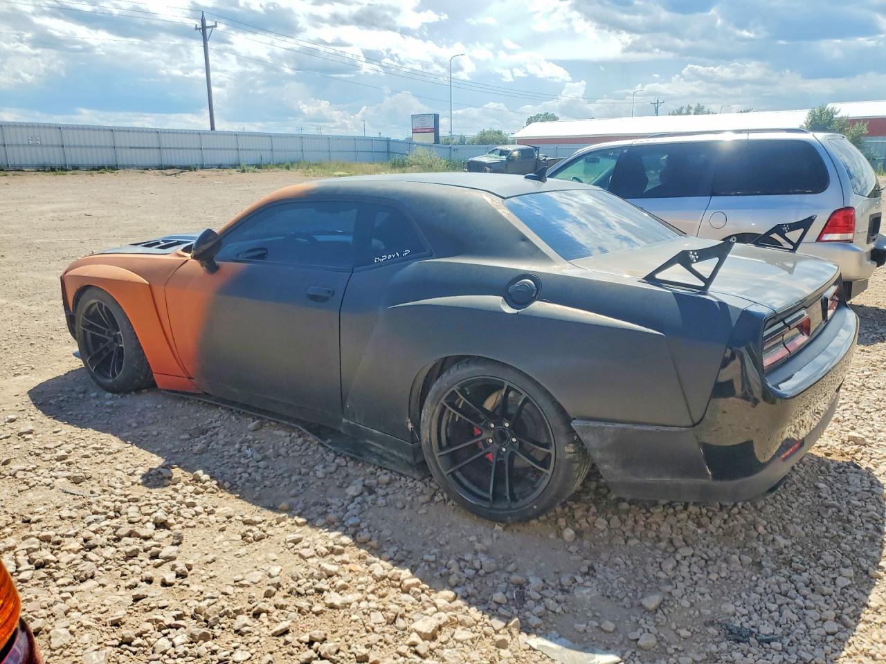 2015 Dodge Challenger Srt Hellcat - Image 2