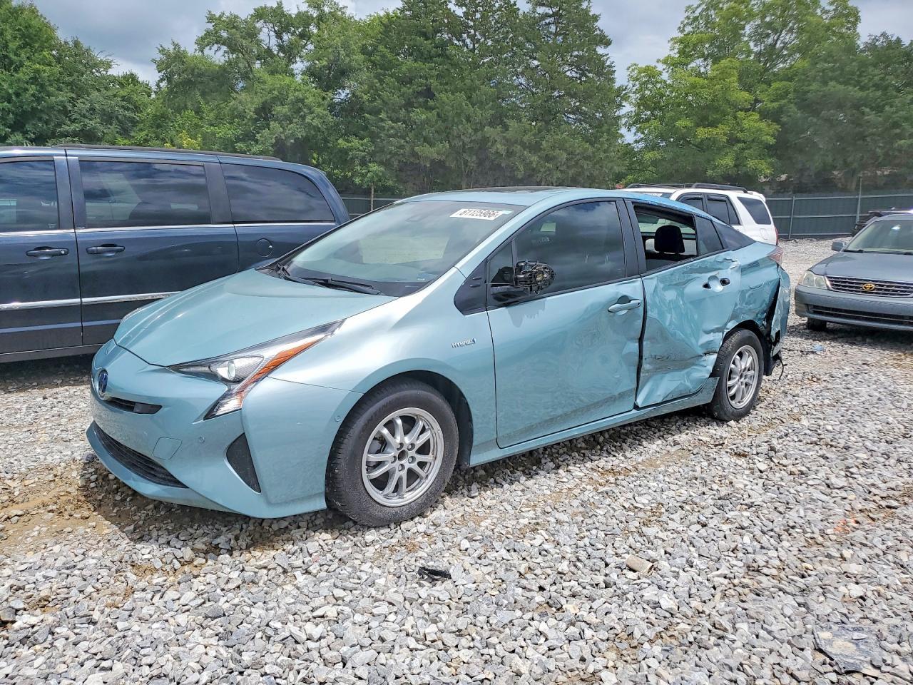2017 Toyota Prius Three