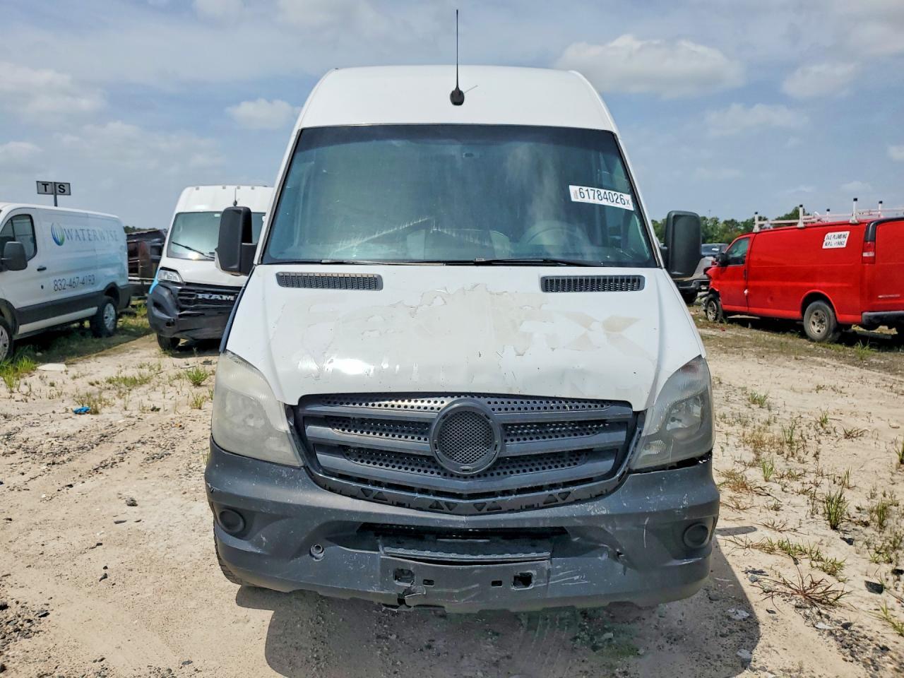 2018 Mercedes-Benz Sprinter 2500 - Фото 5