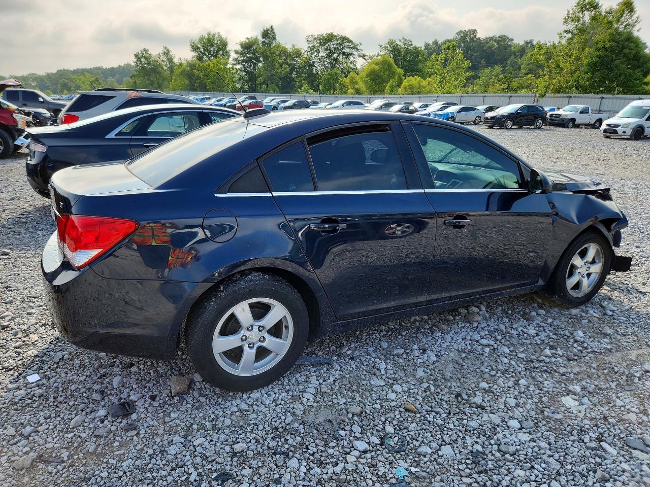 2016 Chevrolet Cruze Limited Lt - Image 3