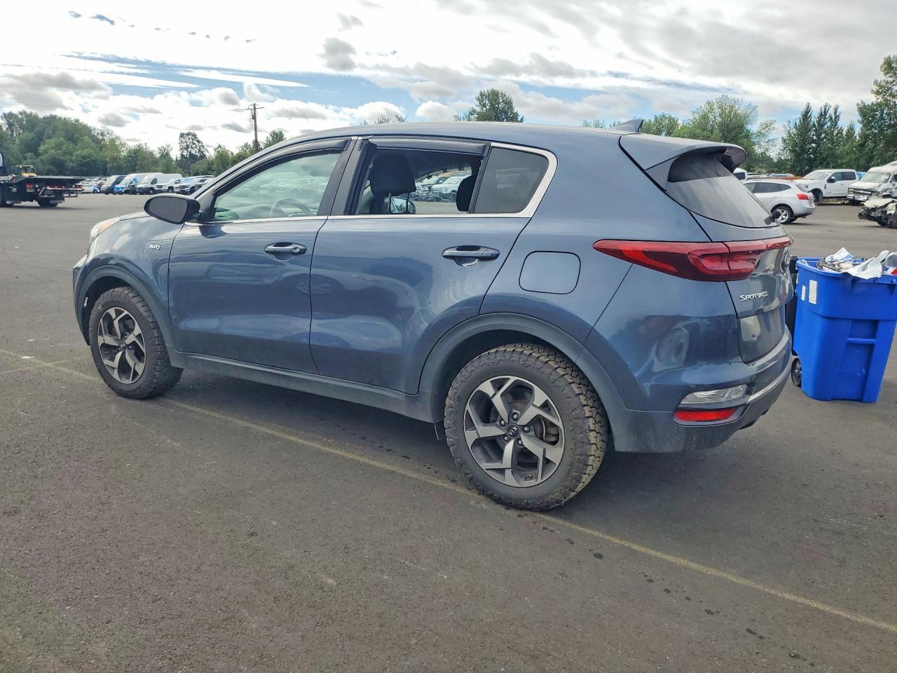 2020 Kia Sportage Lx - Image 2