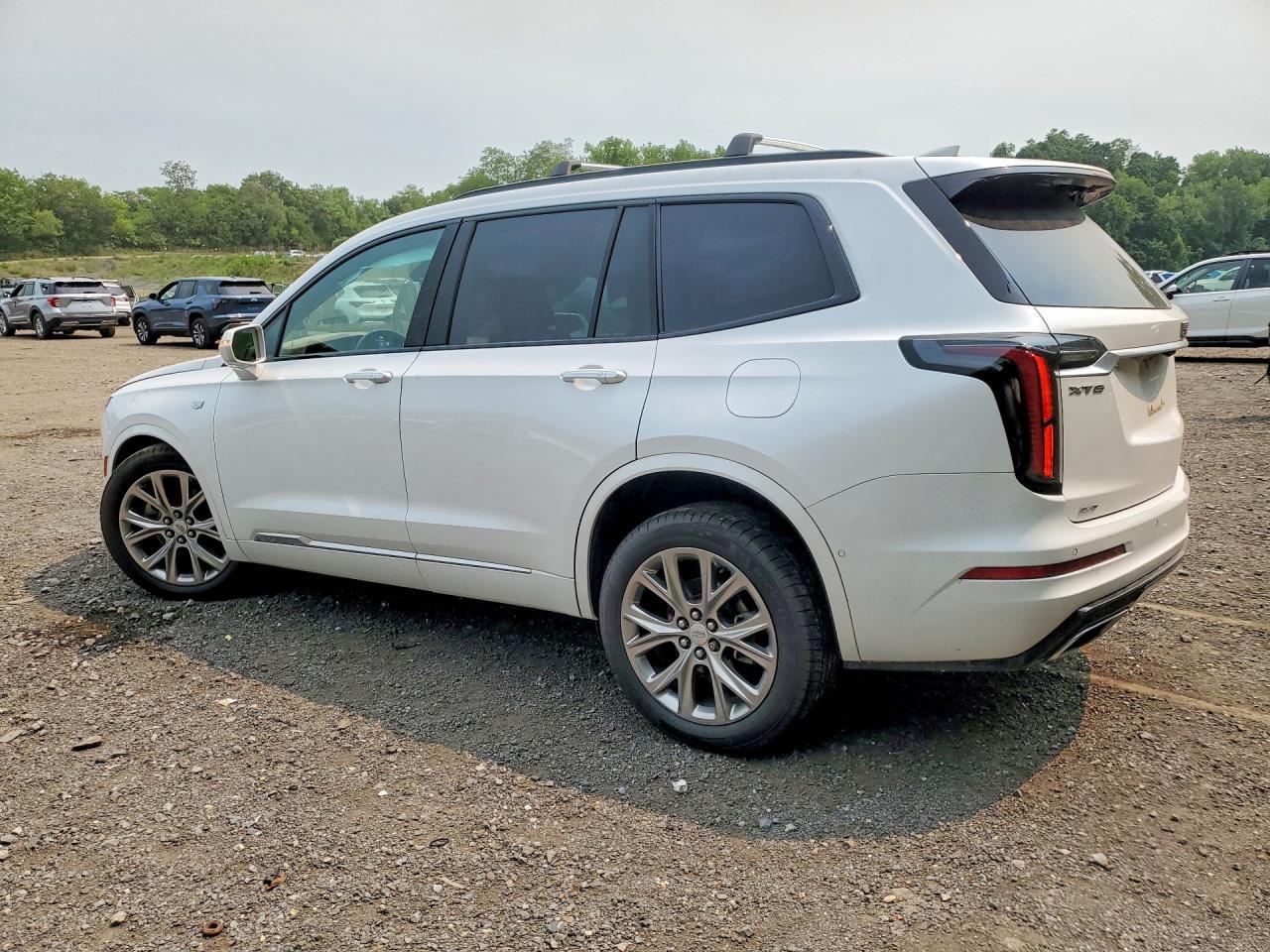 2020 Cadillac Xt6 Sport - Фото 2