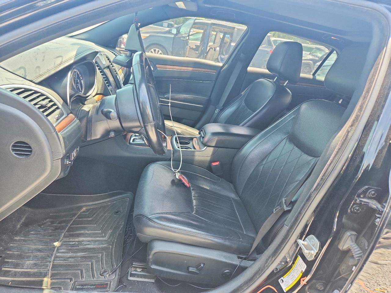 2019 Chrysler 300C - Фото 7