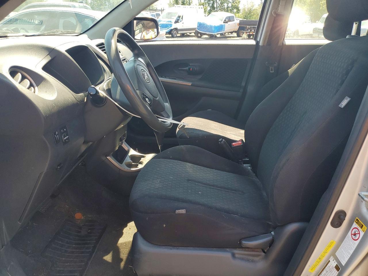 2014 Scion Xd Base - Image 7