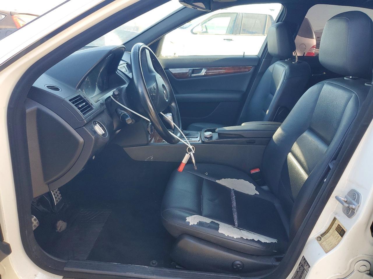 2011 Mercedes-Benz C 350 - Фото 7