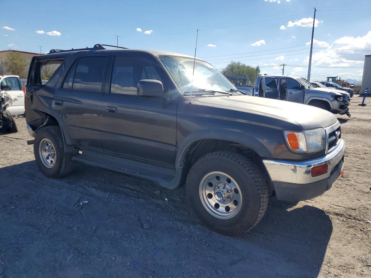 1997 Toyota 4Runner Sr5 - Image 4