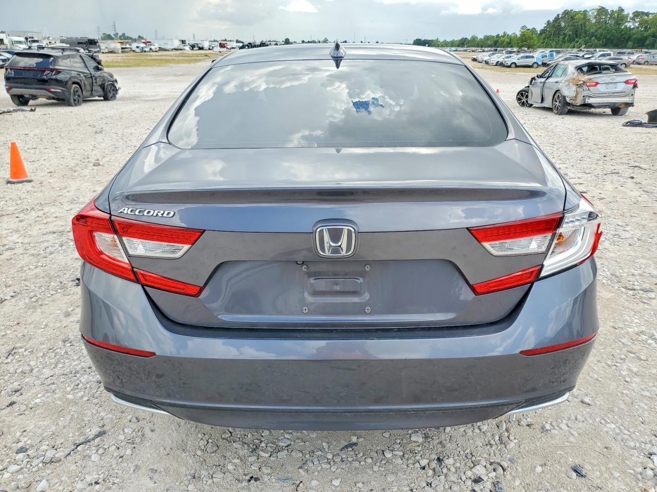 2018 Honda Accord Lx - Фото 6