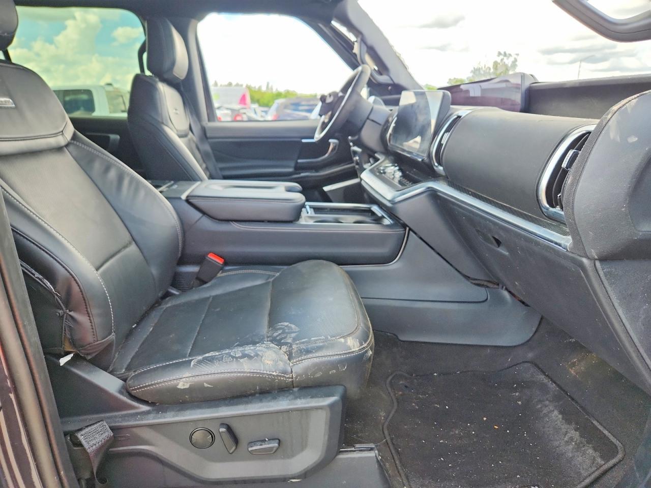 2025 Ford Expedition Platinum - Фото 7