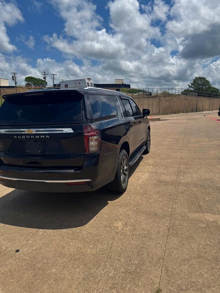 2023 Chevrolet Suburban K1500 Ls - Фото 3