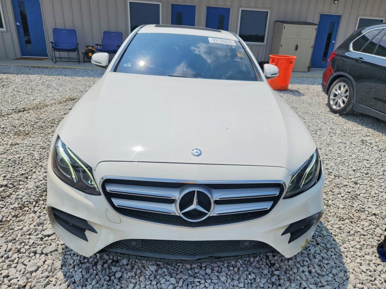 2017 Mercedes-Benz E 300 - Фото 5