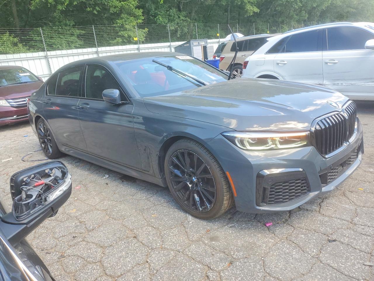 2022 BMW 750 Xi - Image 4