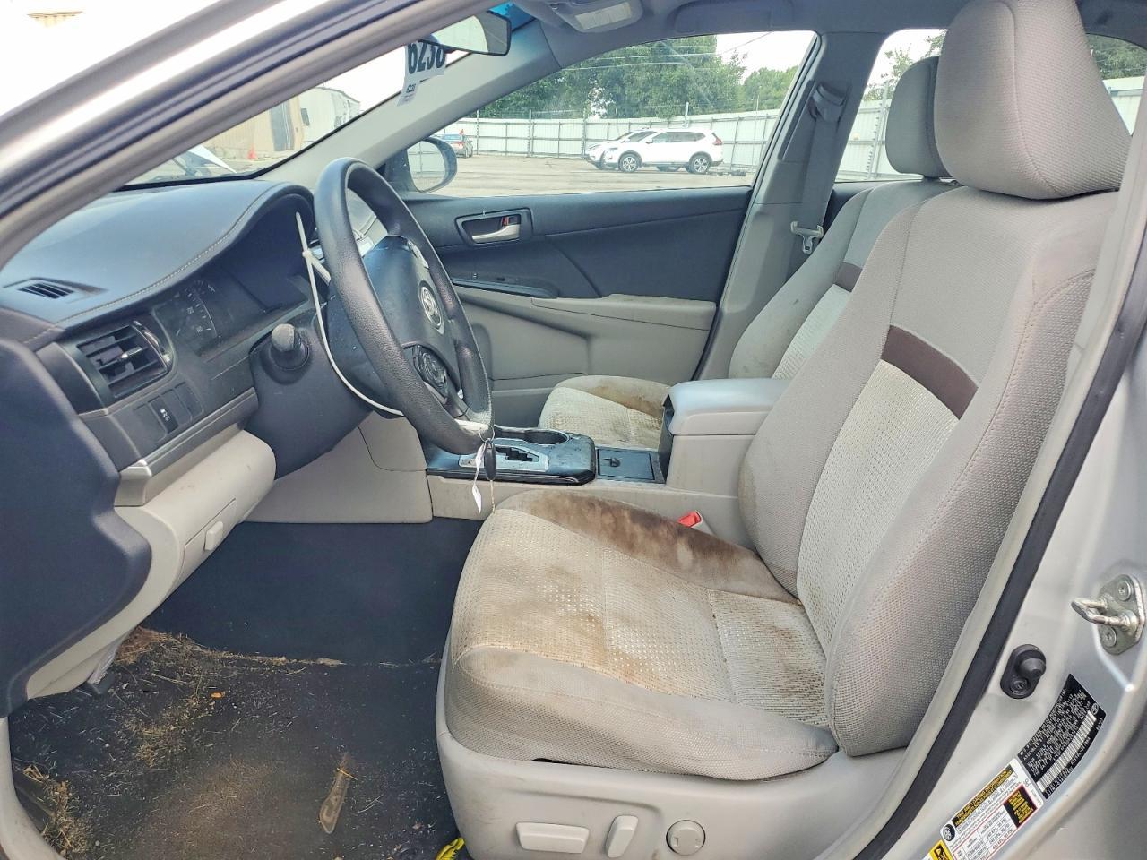 2013 Toyota Camry Le - Image 7