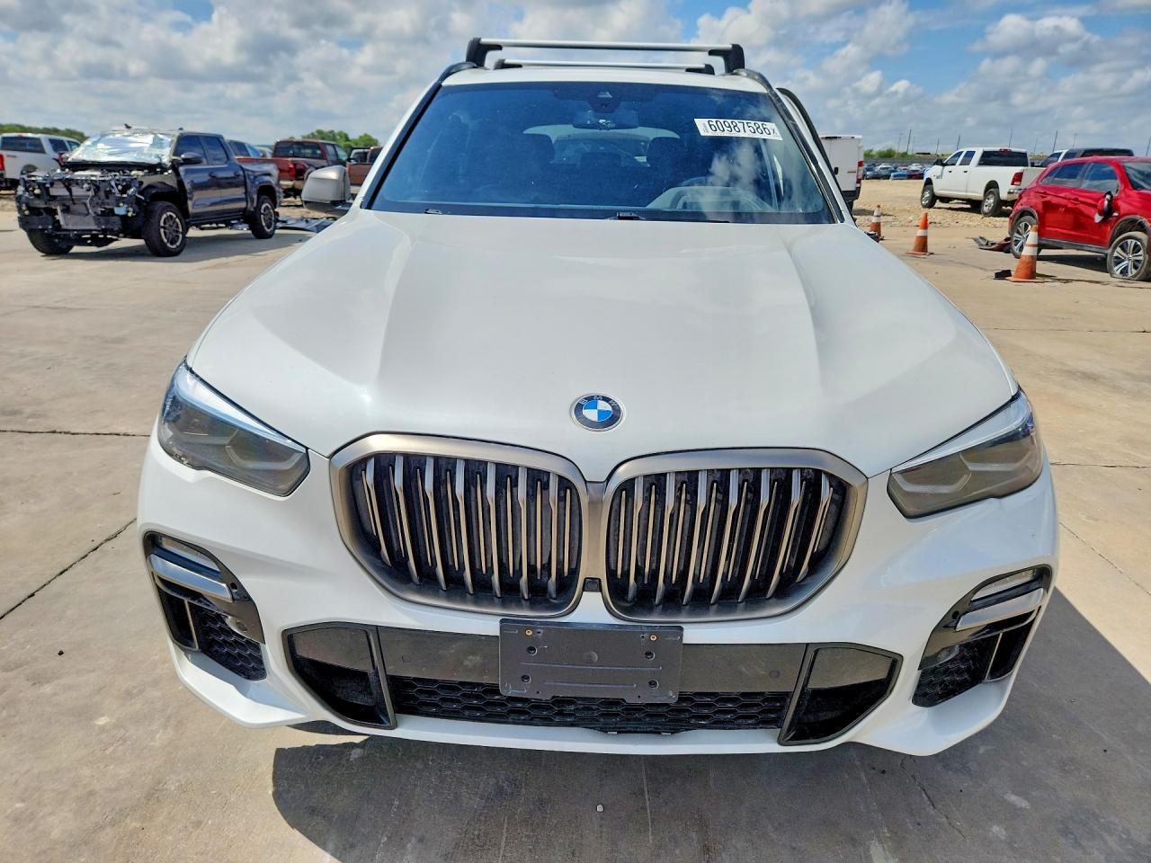 2020 BMW X5 M50I - Фото 5