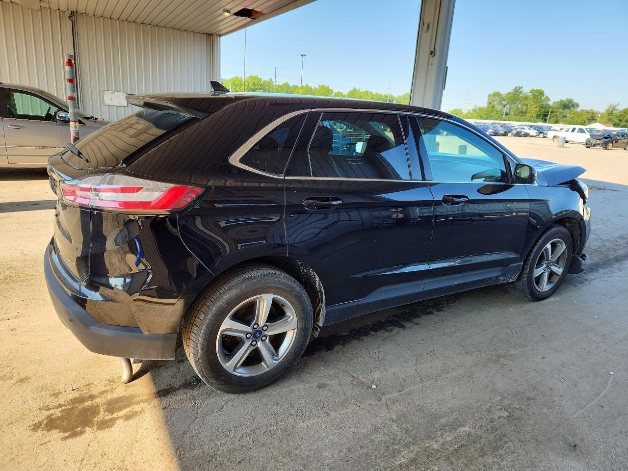 2021 Ford Edge Sel - Фото 3