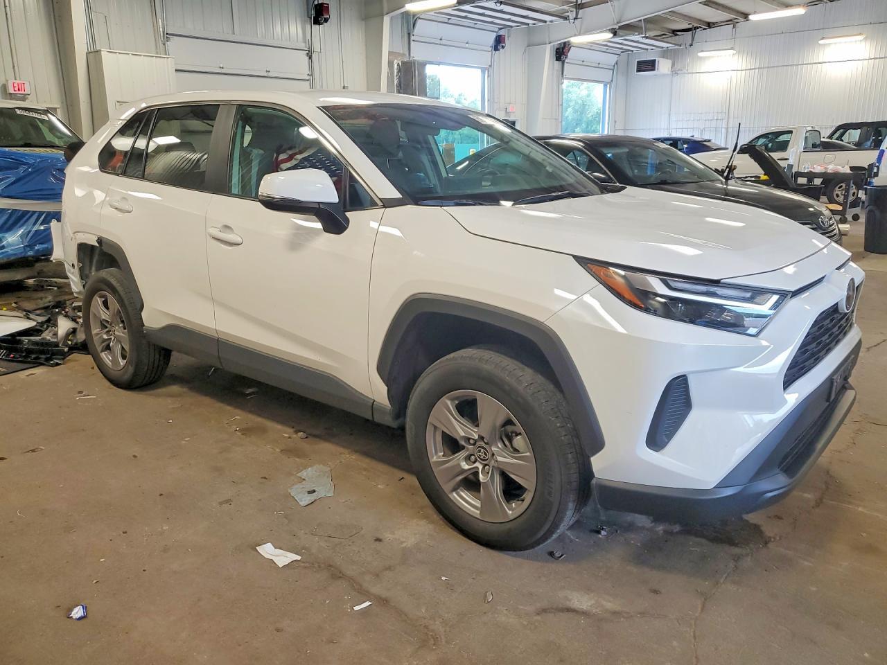 2024 Toyota Rav4 Xle - Image 4