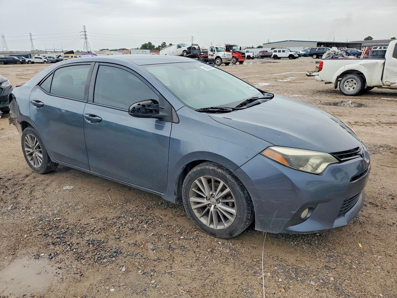 2015 Toyota Corolla Le Plus - Фото 4