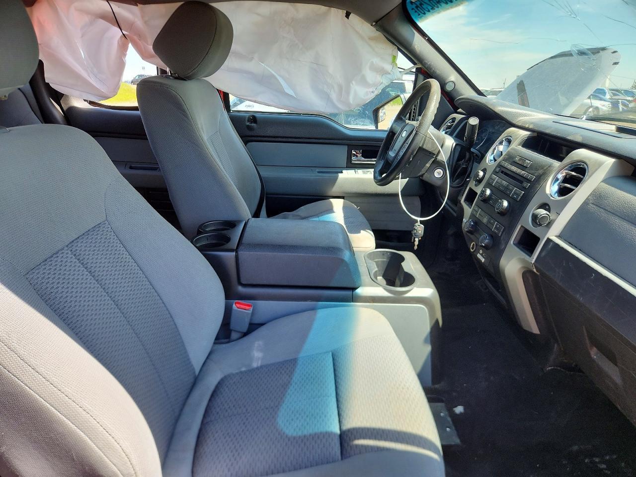 2012 Ford F150 Super Cab - Image 7