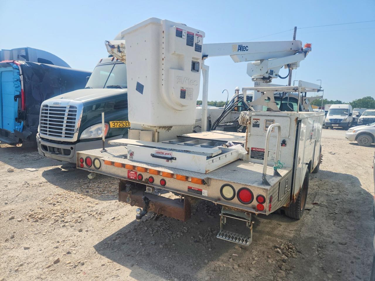 2013 Ford F450 Super Duty - Image 3