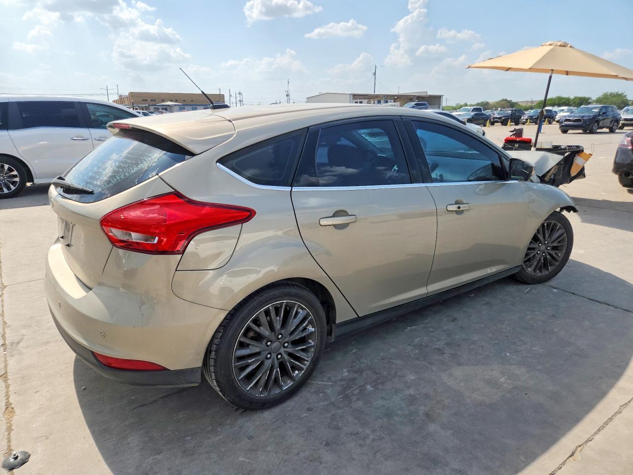 2016 Ford Focus Titanium - Фото 3