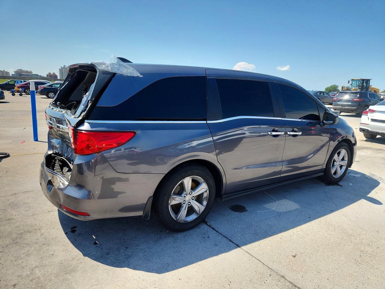 2020 Honda Odyssey Ex - Image 3