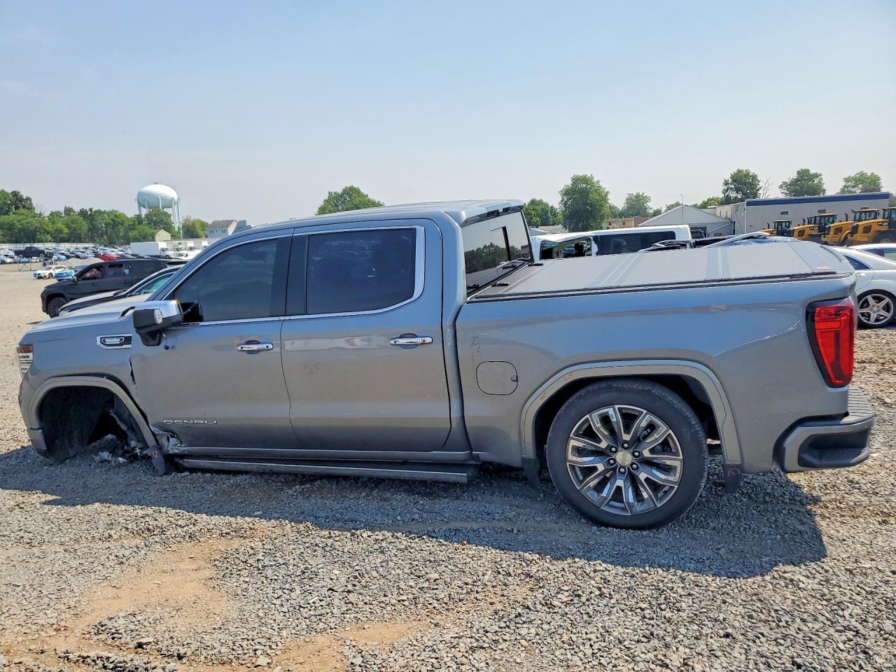 2025 GMC Sierra K1500 Denali - Фото 2