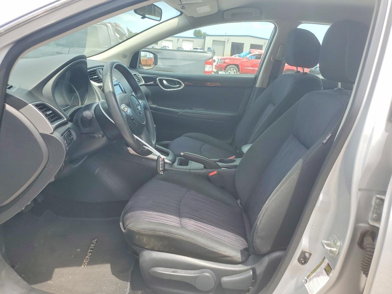 2019 Nissan Sentra Sv - Фото 7