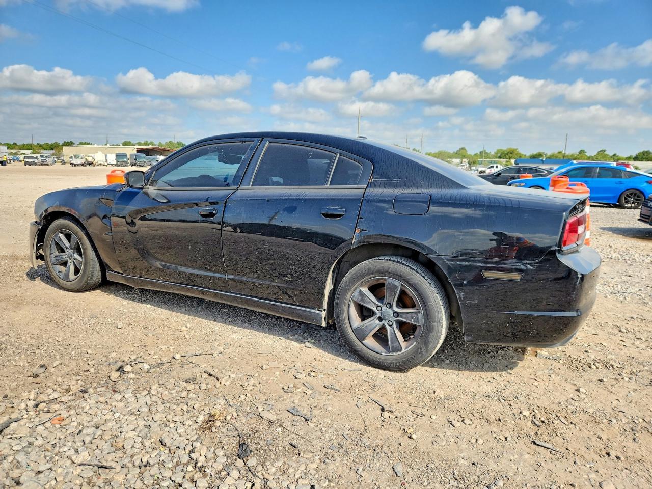 2014 Dodge Charger Sxt - Фото 2