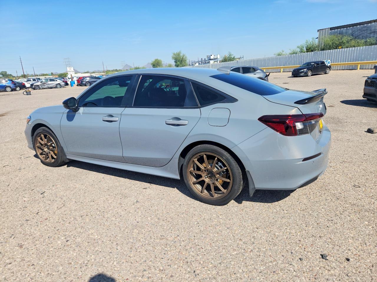 2025 Honda Civic Sport - Фото 2