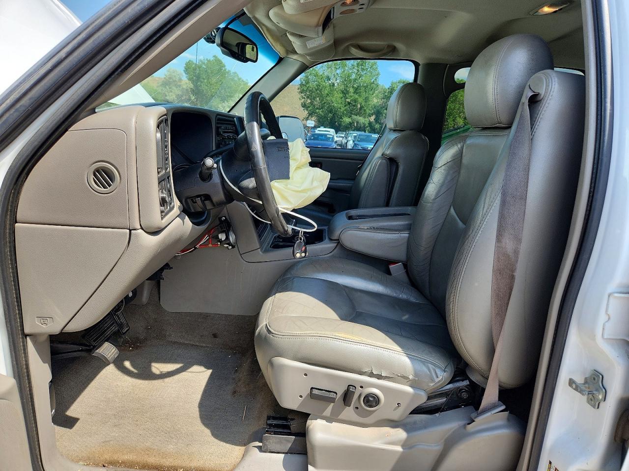 2004 GMC Sierra K2500 Heavy Duty - Фото 7