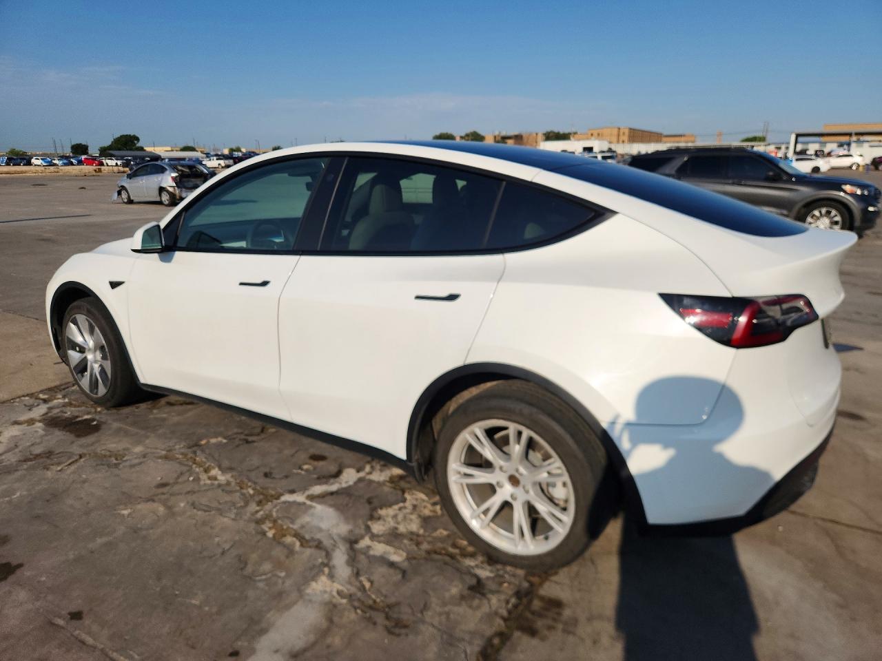 2022 Tesla Model Y - Image 2