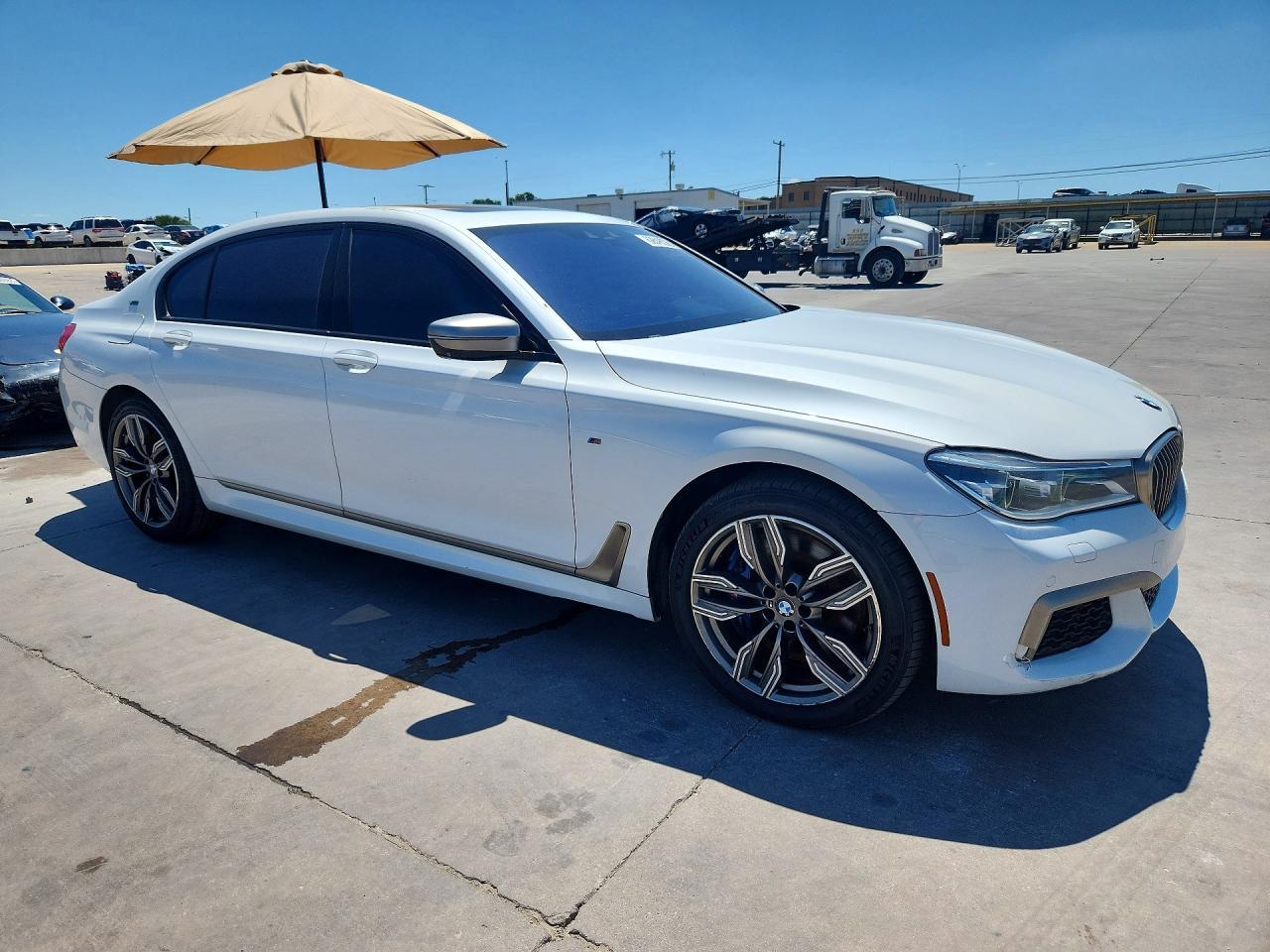 2019 BMW M760 Xi - Image 4