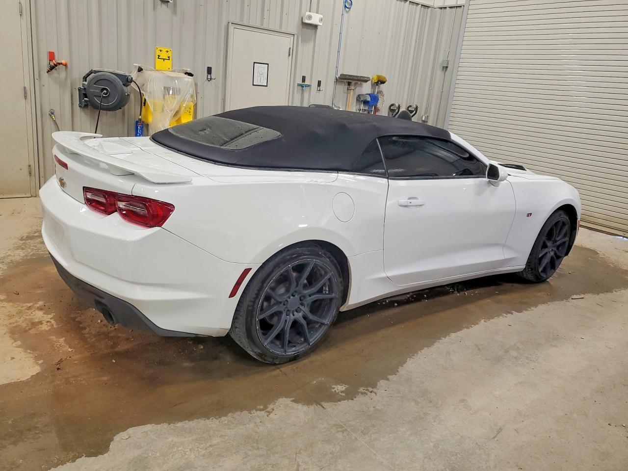 2019 Chevrolet Camaro Ls - Фото 3