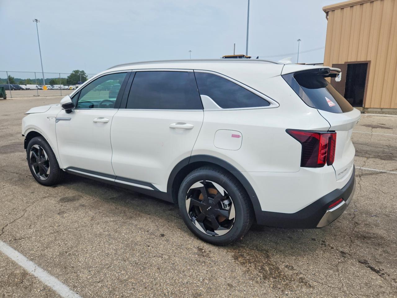 2025 Kia Sorento Sxp - Фото 2