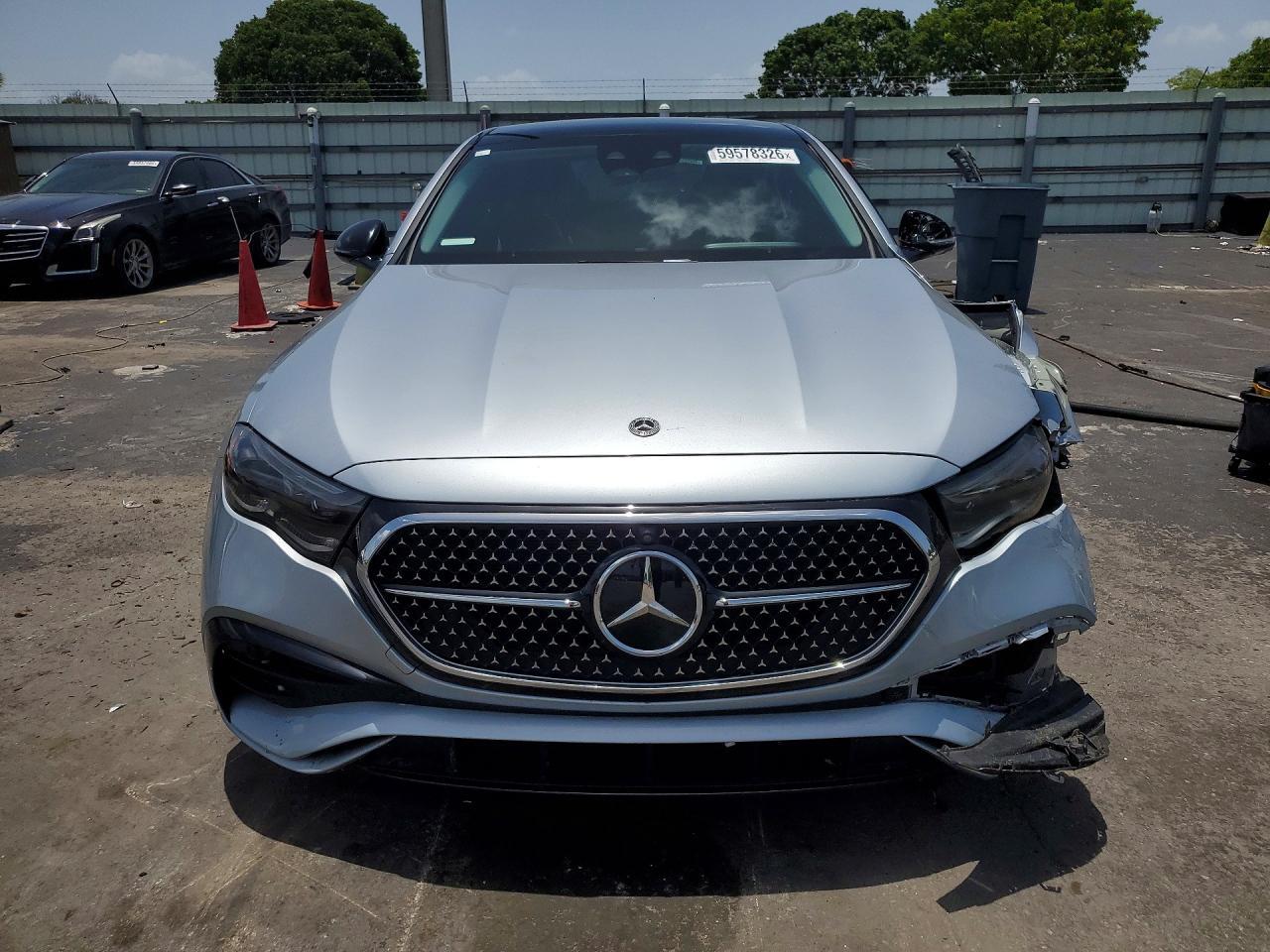 2024 Mercedes-Benz E 350 4Matic - Фото 5