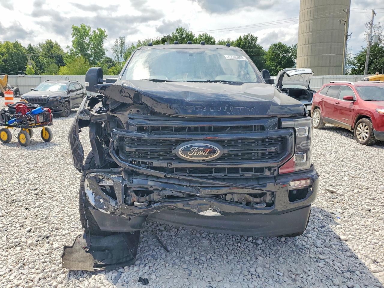 2021 Ford F250 Super Duty - Image 5