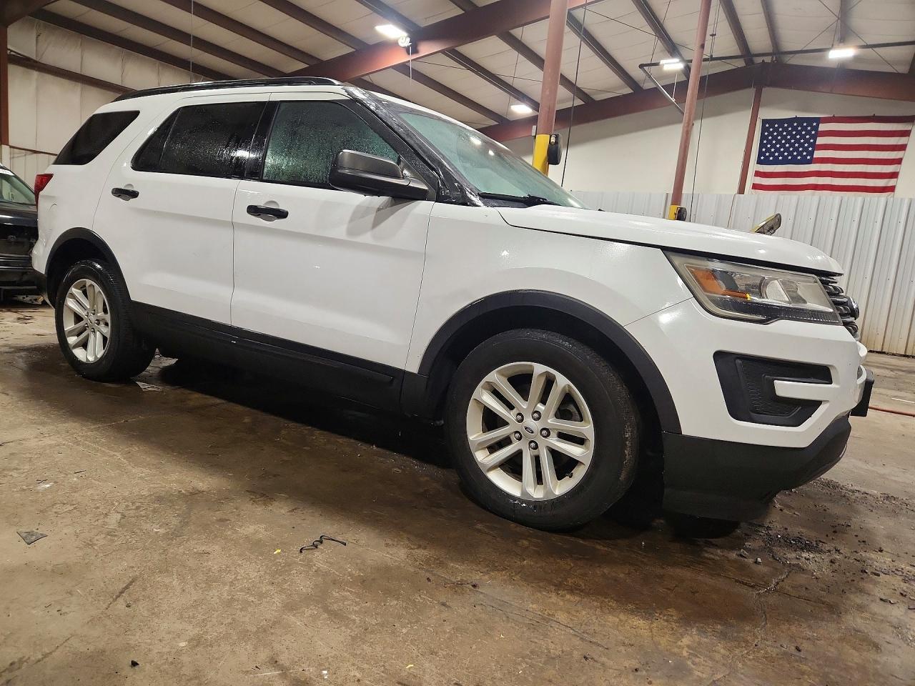 2017 Ford Explorer - Фото 4