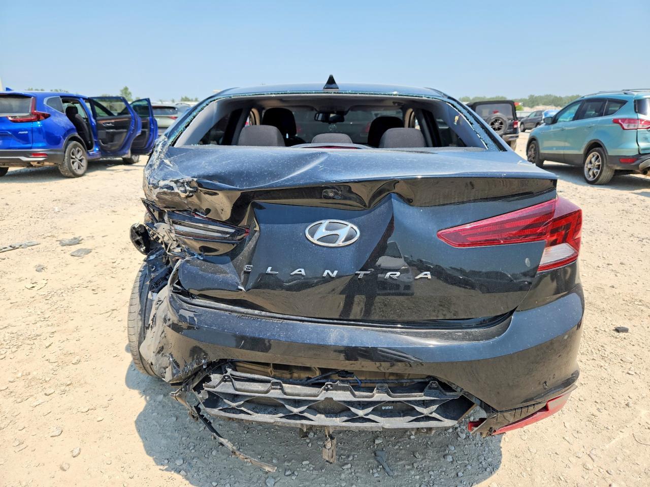2019 Hyundai Elantra Value Edition - Фото 6