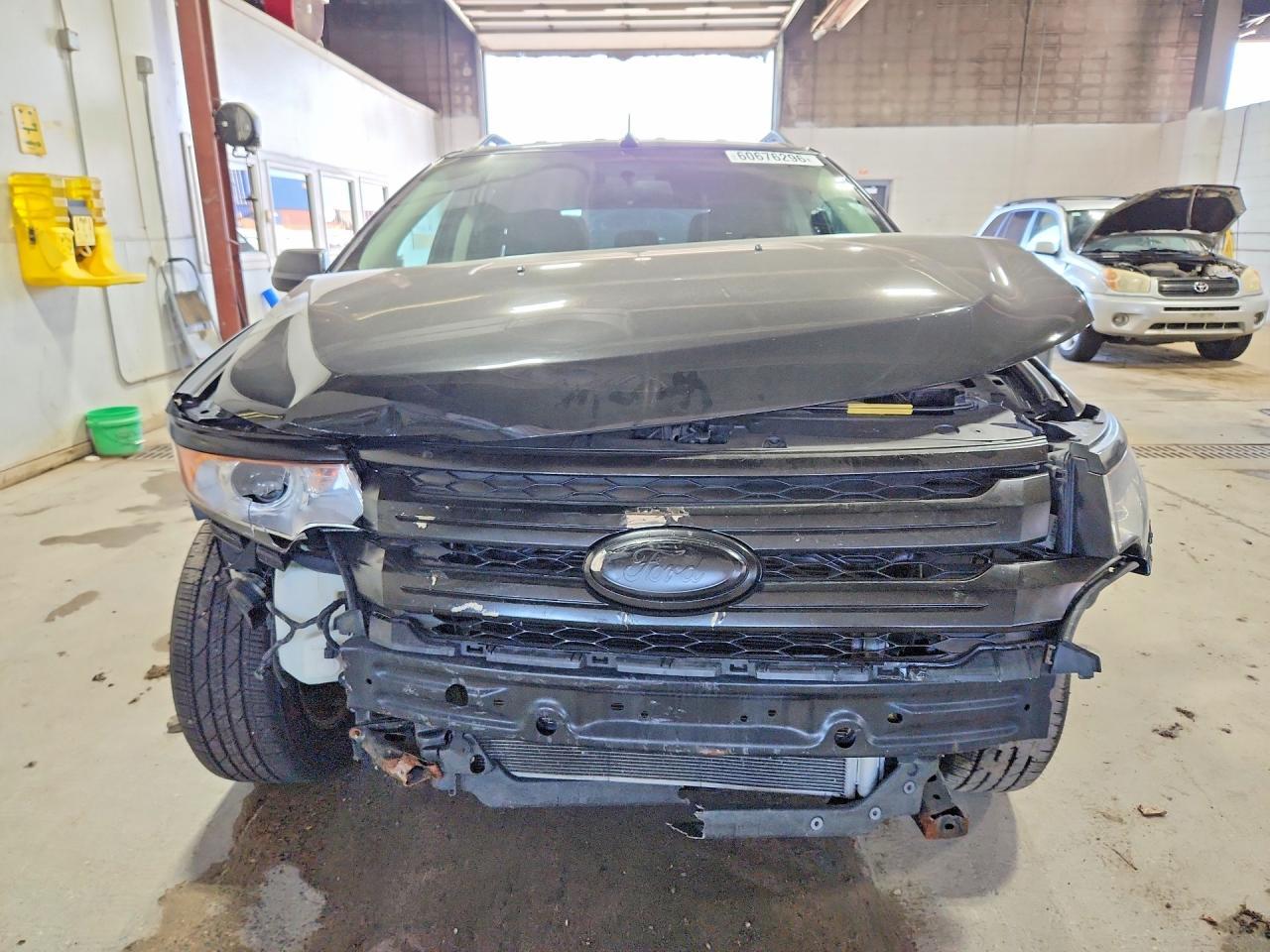 2014 Ford Edge Se - Image 5
