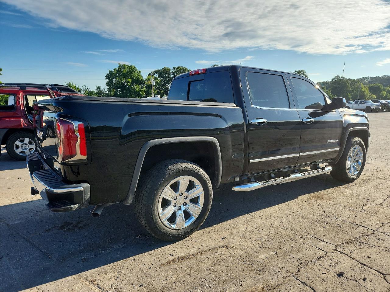 2017 GMC Sierra K1500 Slt - Image 3