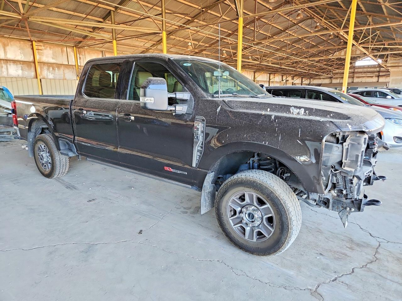 2025 Ford F350 Super Duty - Фото 4
