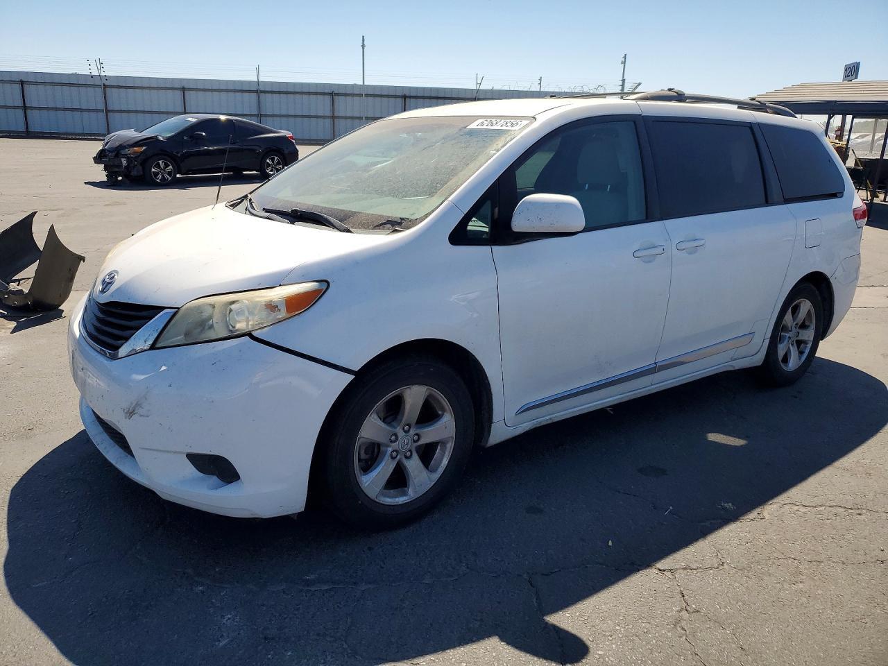 2011 Toyota Sienna Le