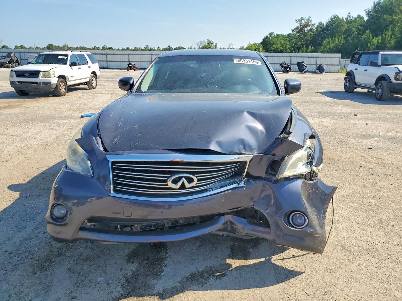 2011 Infiniti M37 X - Фото 5
