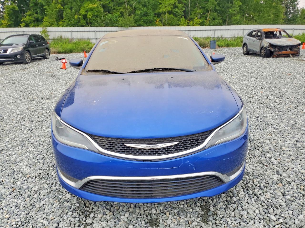 2016 Chrysler 200 Limited - Image 5