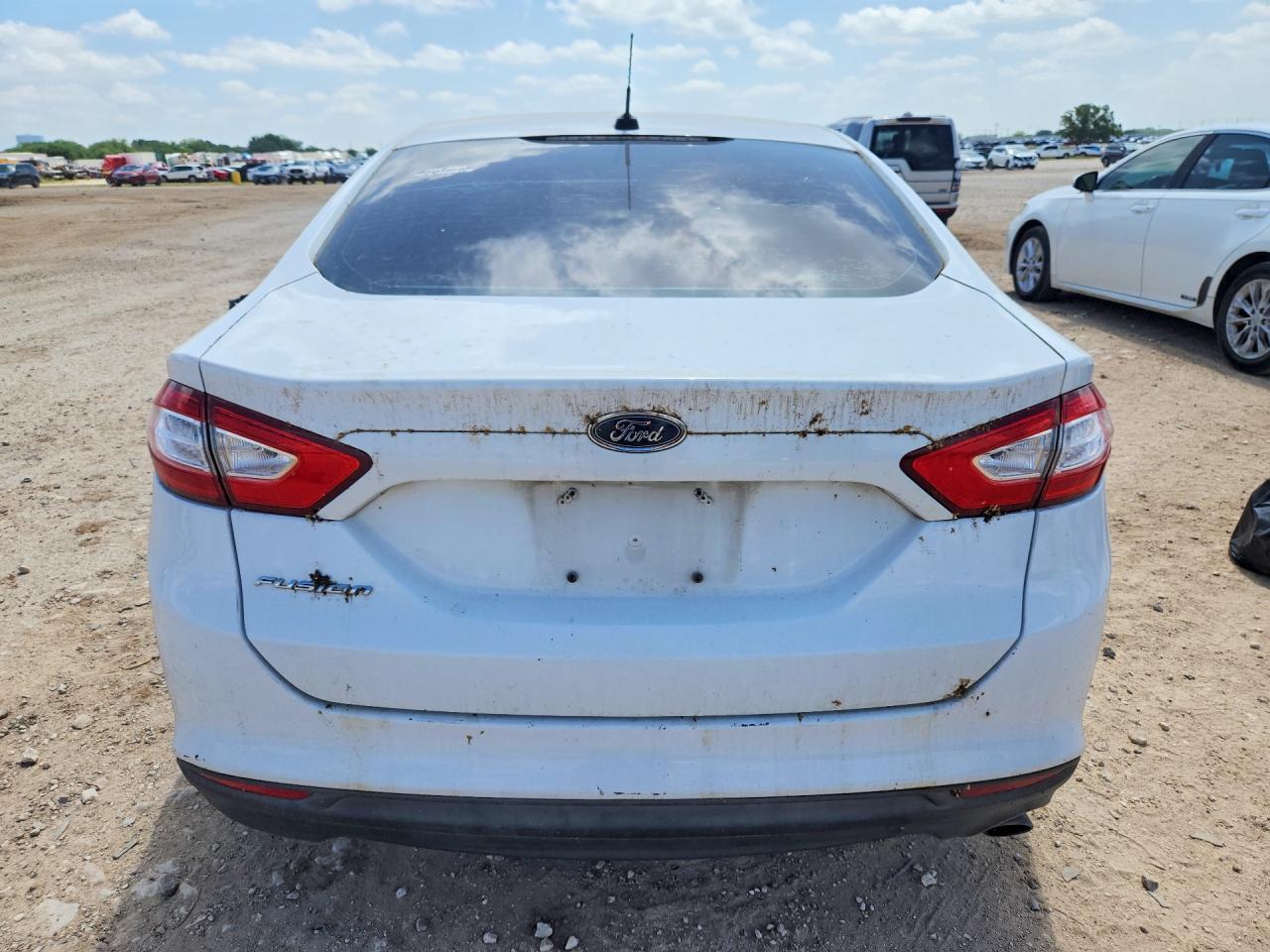 2013 Ford Fusion S - Фото 6